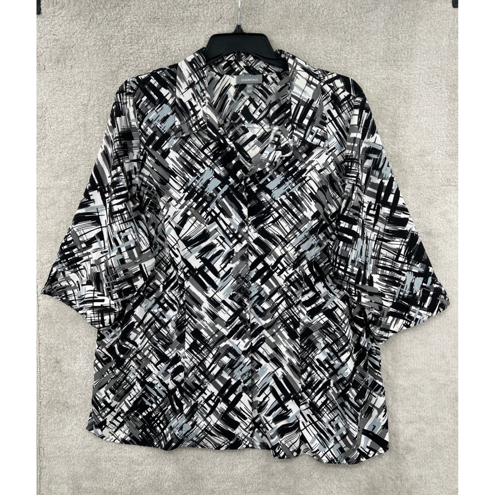 Essentials Button Up Blouse Womens 2X Black White Grey Abstract Print 3/4 Sleeve